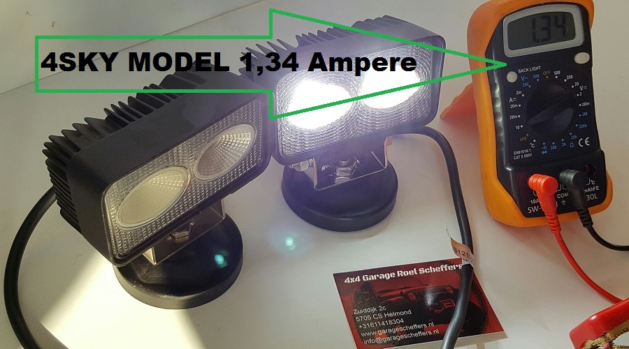 vergelijking kopie en 4sky lights werklampen led.jpg2.j1 led werklampen vergelijken met multimeter