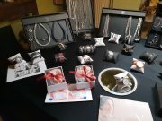 Victoria sieraden, armbanden, ringen, oorbellen, halskettingen
