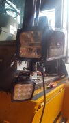 Led koplamp op Ahlmann shovel