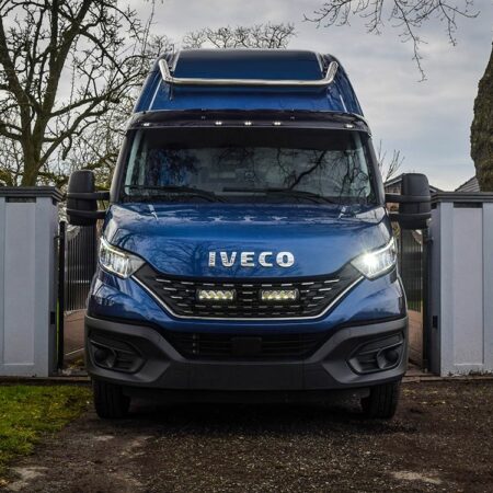 IVECO DAILY 2019-202) Lazer GRILLE integration kit - Lazer Led Triple-R 750