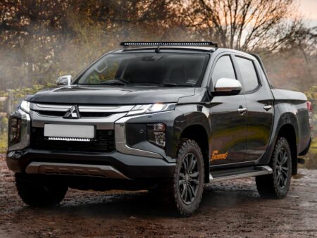 MITSUBISHI L200 (2016+) Linear-18 led light bar installation kit - inbouwkit -