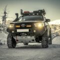 TOYOTA HILUX 2017+ GRILLE KIT INCLUSIEF Lazer TRIPLE-R 750