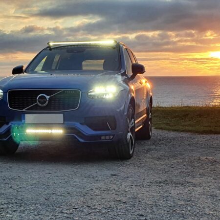 VOLVO XC90 ROOF MOUNTING KIT Linear-42 led Lightbar
