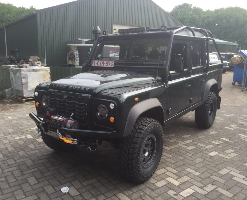 Led Light bar op Landrover Led Light bar gemonteerd op roofrach land rover